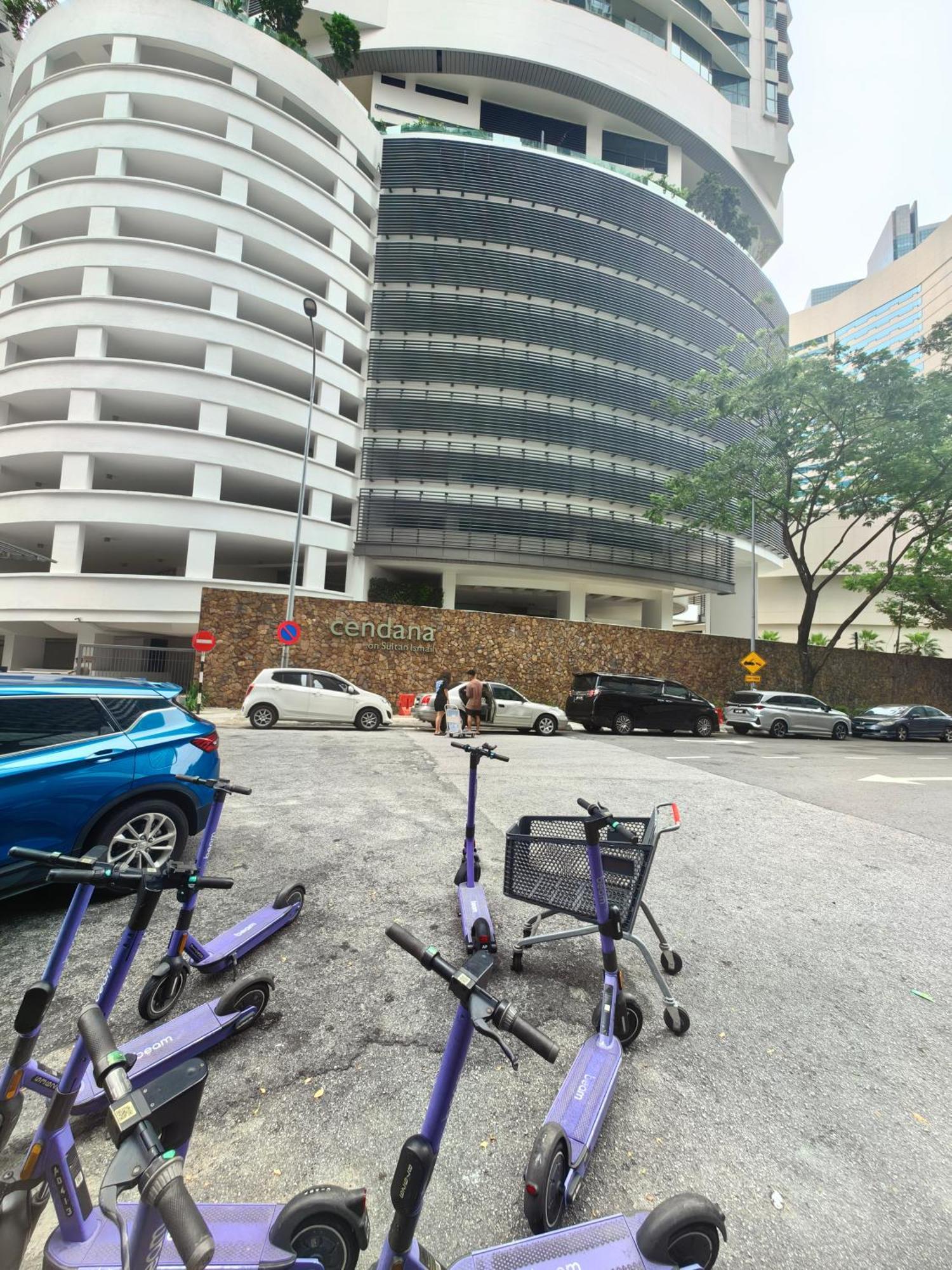 Summer Suites By Moon Orchid Kuala Lumpur Exterior foto